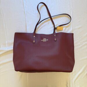 Coach Leather Town Tote F72673 Wine EUC
